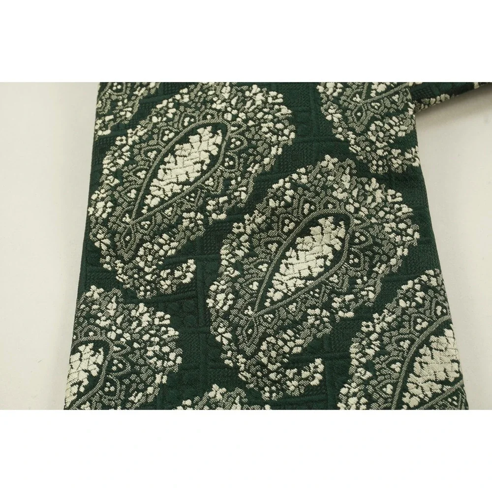 Vintage 1950s Arrow Great Britain Paisley Jacquard 54